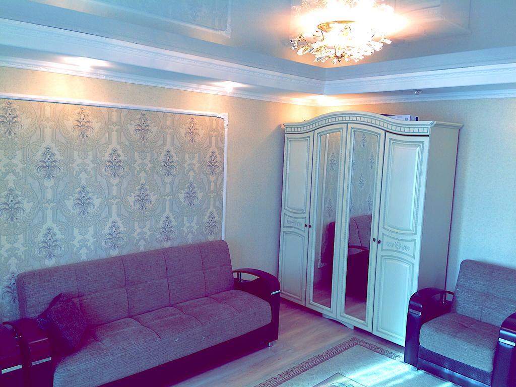 Vremena Goda Apartment In Astana Exteriör bild